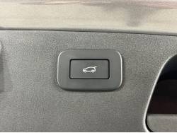 Ｅペイス Ｒ‐ダイナミック ＨＳＥ Ｐ３００ｅの中古車画像