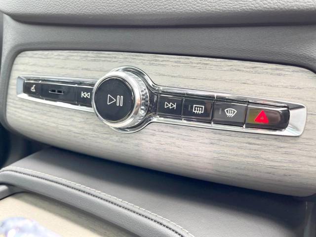 ボルボ ＸＣ９０ ウルトラ Ｂ５ ＡＷＤ 0.4万Km (福井県)[530]の中古車詳細