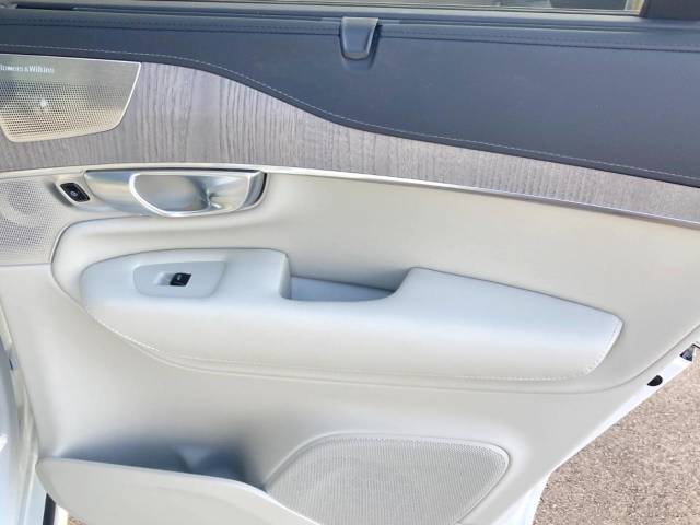 ボルボ ＸＣ９０ リチャージ アルティメット Ｔ８ ＡＷＤ プラグインハイブリッド 1万Km 759.9万円(神奈川県)[922]の中古車詳細