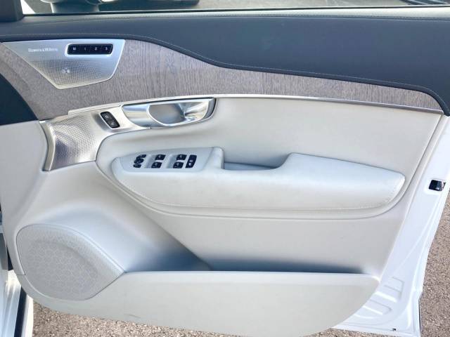 ボルボ ＸＣ９０ リチャージ アルティメット Ｔ８ ＡＷＤ プラグインハイブリッド 1万Km 759.9万円(神奈川県)[922]の中古車詳細