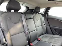 Ｖ４０ クロスカントリー Ｔ５ ＡＷＤの中古車画像