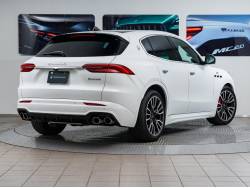 グレカーレ ＧＴの中古車画像