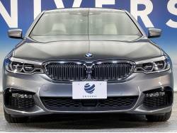 ５シリーズ ５４０ｉ Ｍスポーツの中古車画像