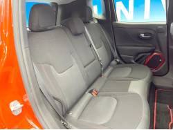 ジープ・レネゲード トレイルホーク・ビーツ・エディションの中古車画像