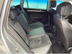 パサートヴァリアント ＴＤＩエレガンスラインの中古車画像