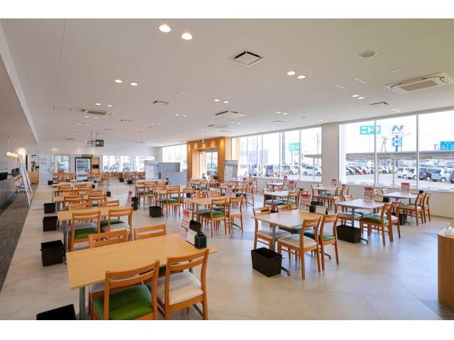 トヨタ ハリアー プレミアム 5.4万Km 199.5万円(長崎県)[260]の中古車詳細