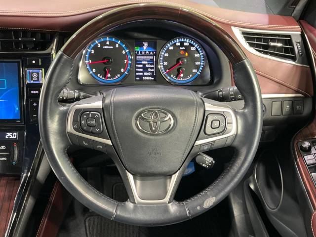 トヨタ ハリアー プレミアム 5.4万Km 199.5万円(長崎県)[260]の中古車詳細