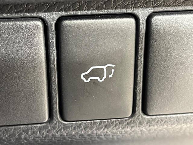 トヨタ ハリアー プレミアム 5.4万Km 199.5万円(長崎県)[260]の中古車詳細