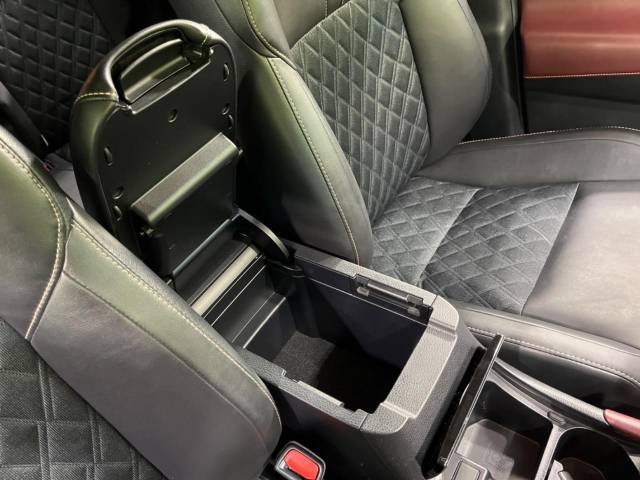 トヨタ ハリアー プレミアム 5.4万Km 199.5万円(長崎県)[260]の中古車詳細