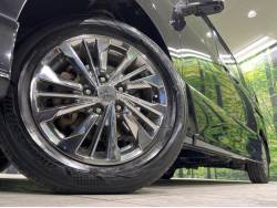 セレナ ライダー ブラックライン ＺＺの中古車画像