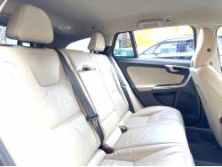 Ｖ６０ Ｔ４ ＳＥの中古車画像