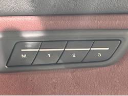 Ｅペイス Ｒ‐ダイナミック ＳＥ Ｐ２５０の中古車画像