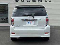 カローラルミオン １．５Ｘ エアロツアラーの中古車画像