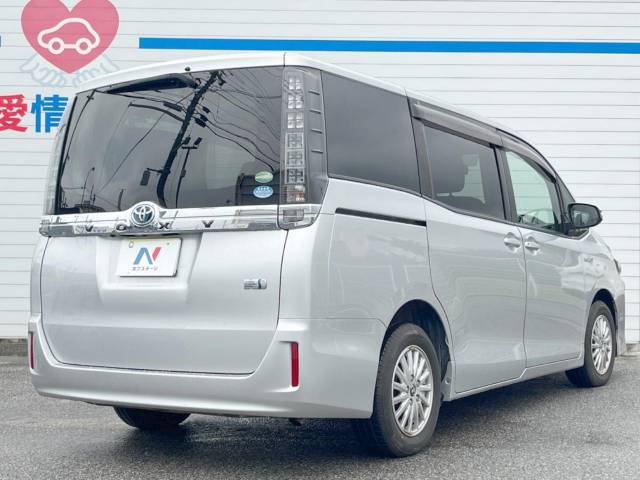 トヨタ ヴォクシー ハイブリッドＶ 3.2万Km 199.8万円(沖縄県)[588]の中古車詳細