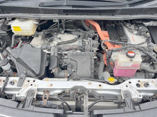 トヨタ ヴォクシー ハイブリッドＶ 3.2万Km 199.8万円(沖縄県)[588]の中古車詳細