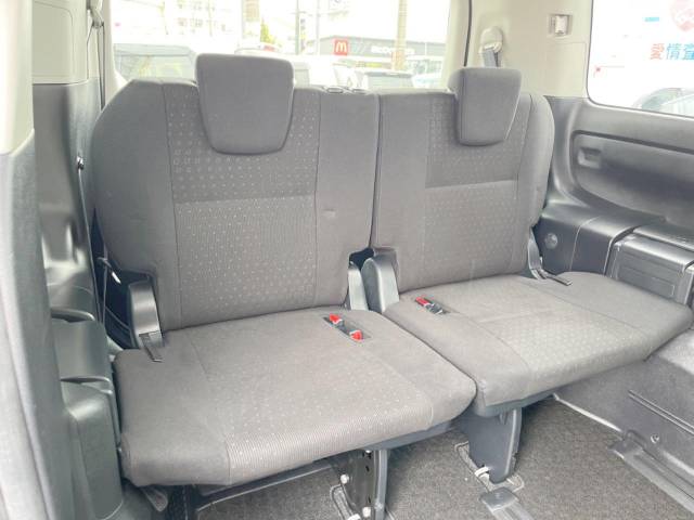 トヨタ ヴォクシー ハイブリッドＶ 3.2万Km 199.8万円(沖縄県)[588]の中古車詳細