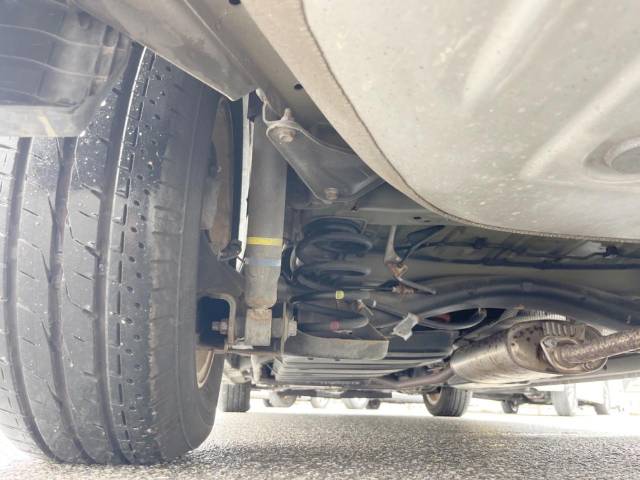 トヨタ ヴォクシー ハイブリッドＶ 3.2万Km 199.8万円(沖縄県)[588]の中古車詳細