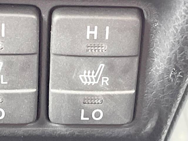 トヨタ ヴォクシー ハイブリッドＶ 3.2万Km 199.8万円(沖縄県)[588]の中古車詳細