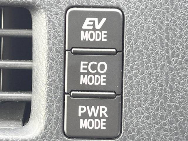 トヨタ ヴォクシー ハイブリッドＶ 3.2万Km 199.8万円(沖縄県)[588]の中古車詳細