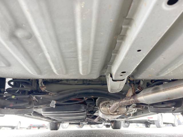 トヨタ ヴォクシー ハイブリッドＶ 3.2万Km 199.8万円(沖縄県)[588]の中古車詳細