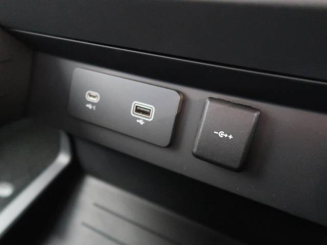 ランドローバー ディフェンダー １１０Ｘ－ダイナミックＨＳＥ Ｄ３００ エアサスペンション装着車 1.3万Km 959.4万円(静岡県)[092]の中古車詳細