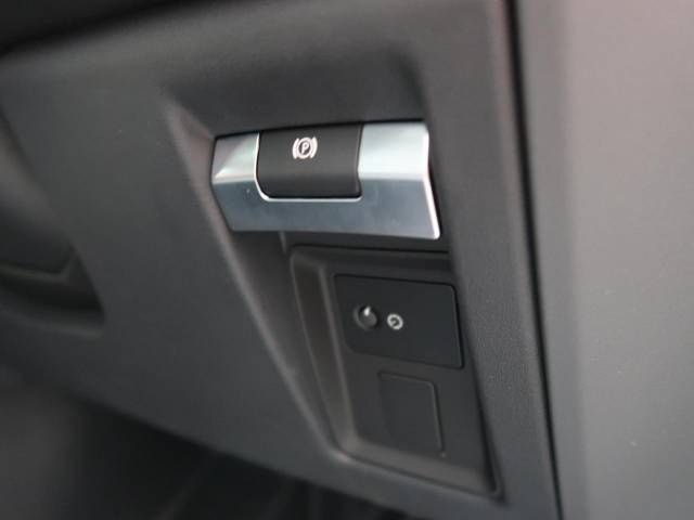 ランドローバー ディフェンダー １１０Ｘ－ダイナミックＨＳＥ Ｄ３００ エアサスペンション装着車 1.3万Km 959.4万円(静岡県)[092]の中古車詳細