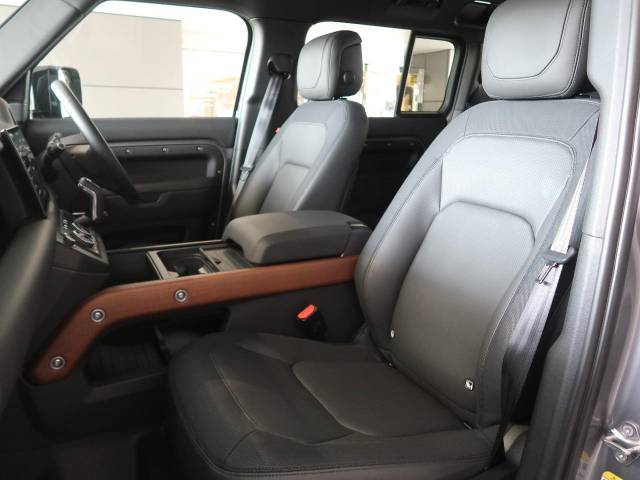 ランドローバー ディフェンダー １１０Ｘ－ダイナミックＨＳＥ Ｄ３００ エアサスペンション装着車 1.3万Km 959.4万円(静岡県)[092]の中古車詳細