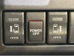 プレマシー ２０Ｓ プレステージスタイルの中古車画像