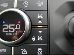 ディフェンダー ９０Ｓ Ｐ３００ エアサスペンション装着車の中古車画像