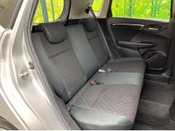 フィット １３Ｇの中古車画像