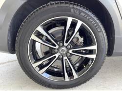 Ｖ９０ クロスカントリー Ｔ５ ＡＷＤ サマムの中古車画像