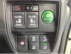 オデッセイ アブソルート・アドバンスの中古車画像