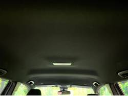 カローラクロス Ｓの中古車画像