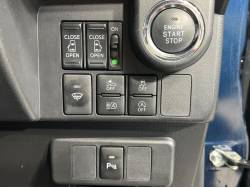 ジャスティ カスタムＲ スマートアシストの中古車画像