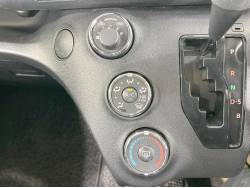 シエンタ Ｘの中古車画像