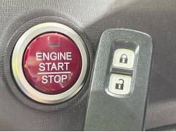 Ｎ－ＯＮＥ プレミアム ツアラーの中古車画像