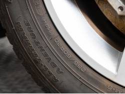 ディフェンダー １３０ファーストエディション Ｄ３００ エアサスペンション装着車の中古車画像