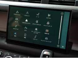 ディフェンダー １３０ファーストエディション Ｄ３００ エアサスペンション装着車の中古車画像