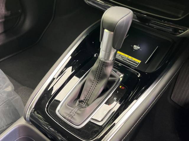 ホンダ ヴェゼル ｅ：ＨＥＶ Ｚ 4Km 329.9万円(三重県)[836]の中古車詳細
