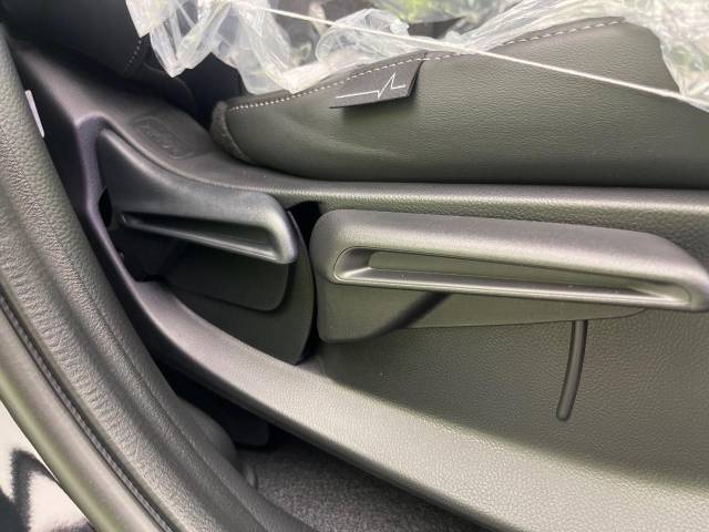 ホンダ ヴェゼル ｅ：ＨＥＶ Ｚ 4Km 329.9万円(三重県)[836]の中古車詳細