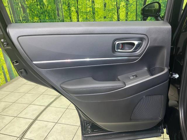 ホンダ ヴェゼル ｅ：ＨＥＶ Ｚ 4Km 329.9万円(三重県)[836]の中古車詳細