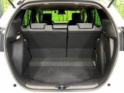 フィット ｅ：ＨＥＶホーム 特別仕様車 ブラックスタイルの中古車画像