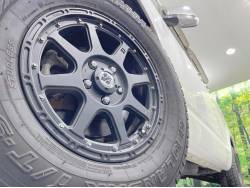 デリカＤ：５ Ｇ プレミアムの中古車画像