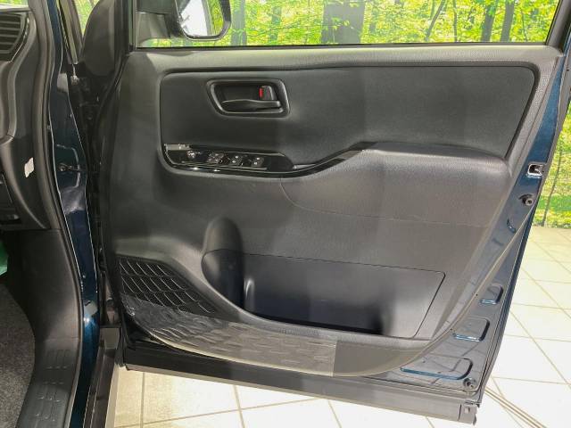 トヨタ ノア ハイブリッドＳｉ 4.6万Km 219.9万円(岡山県)[888]の中古車詳細