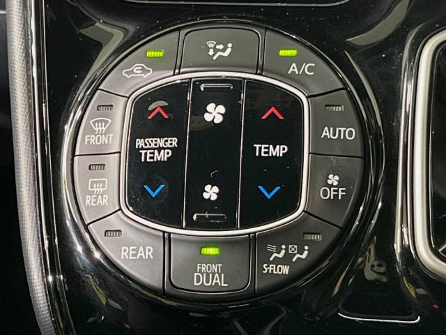 トヨタ ノア ハイブリッドＳｉ 4.6万Km 219.9万円(岡山県)[888]の中古車詳細