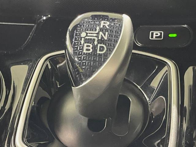 トヨタ ノア ハイブリッドＳｉ 4.6万Km 219.9万円(岡山県)[888]の中古車詳細