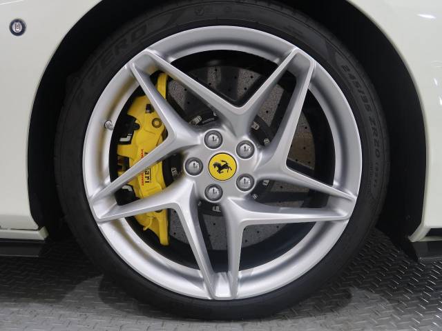 フェラーリ Ｆ８スパイダー ベースグレード 1.1万Km 4,280.9万円 2021年式[106]の中古車詳細(千葉県)