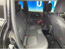 ジープ・レネゲード トレイルホークの中古車画像