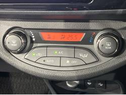 ヴィッツ ジュエラの中古車画像