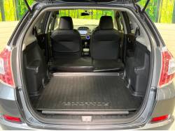 フィットシャトルハイブリッド ハイブリッドの中古車画像